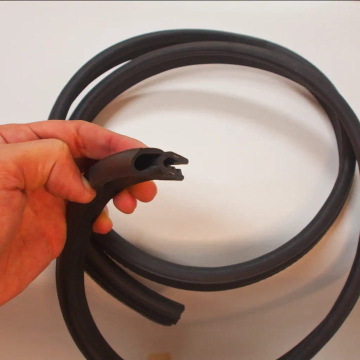 Flexible silicone extrusion with embedded metal core