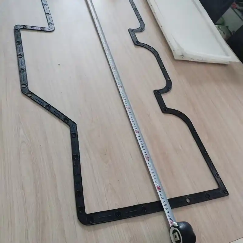 Large scale rubber flanges