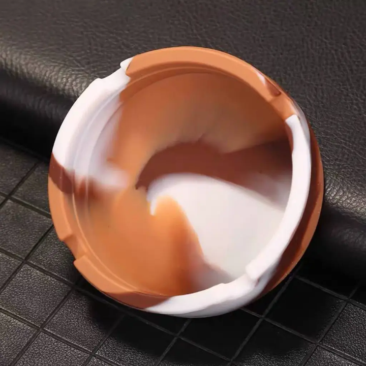 Military-color silicone ashtray