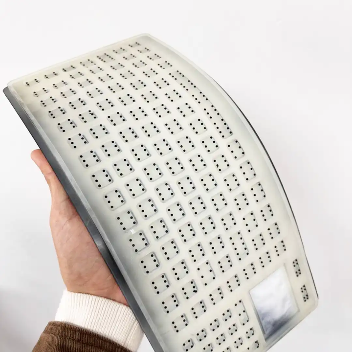 Carbon pill contact layout