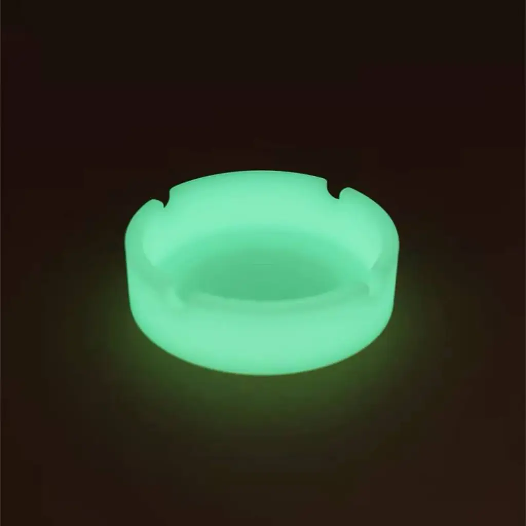 Glow in the dark silicone ashtray